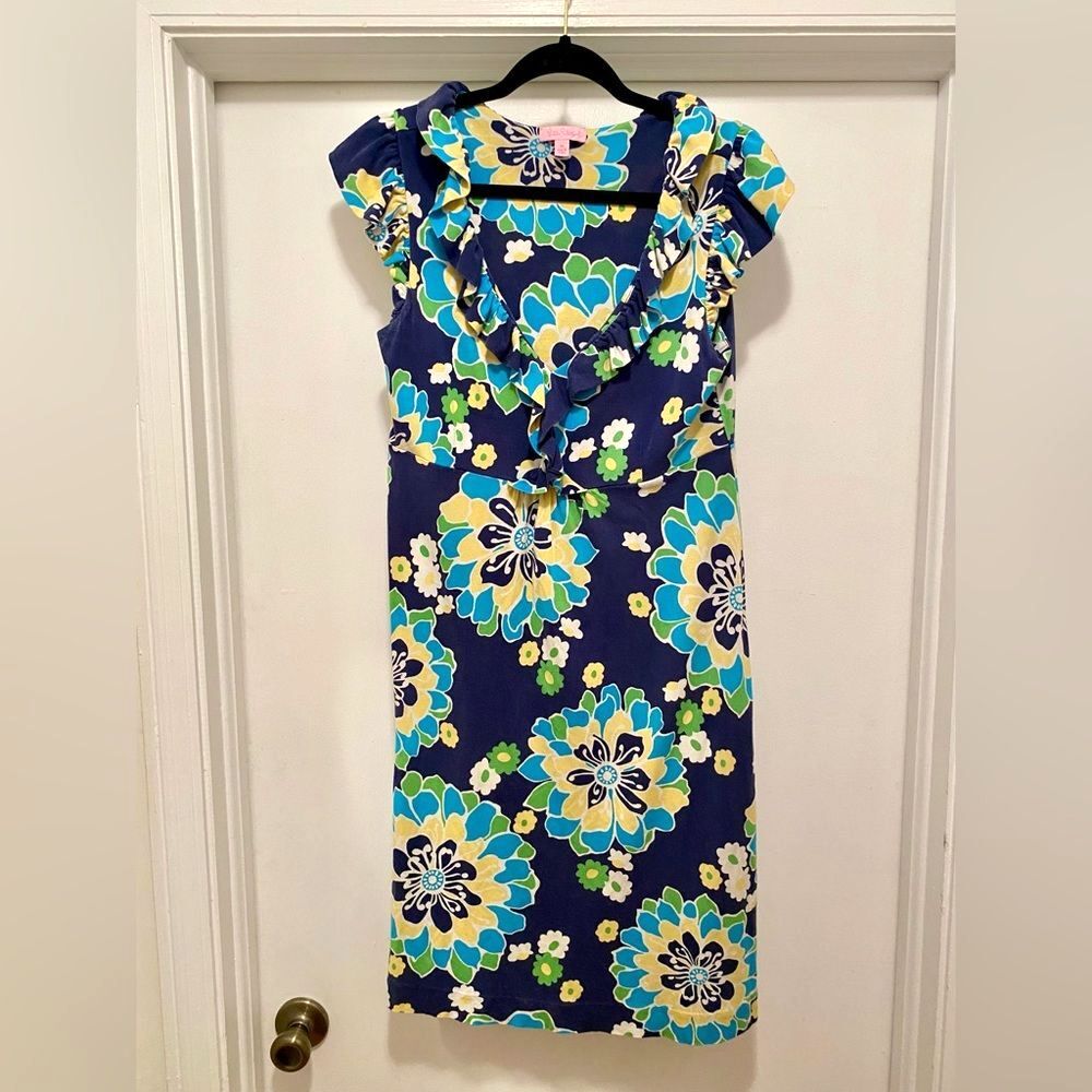 Lilly Pulitzer Ruffle Jersey Dress Medium Floral Navy Blue Empire Waist Preppy